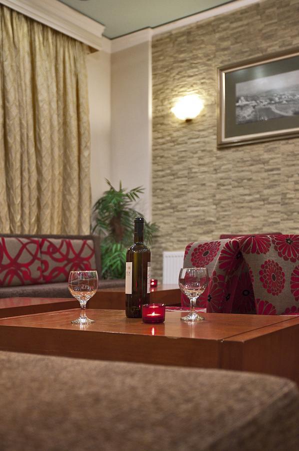 טולון Epidavria Hotel מראה חיצוני תמונה