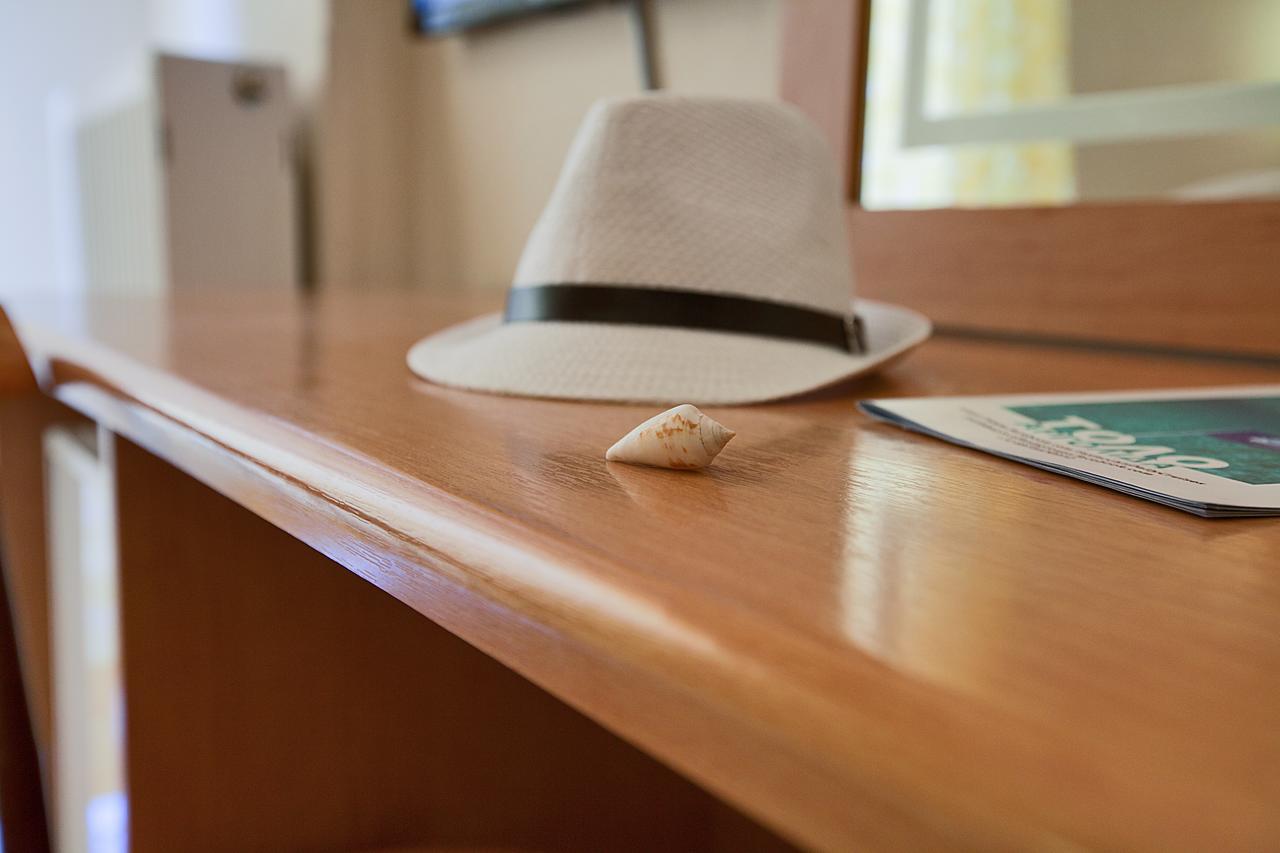 טולון Epidavria Hotel מראה חיצוני תמונה